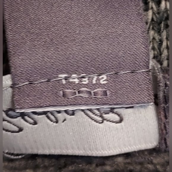 Eddie Bauer Charcoal Knit Sweater - Picture 8 of 13